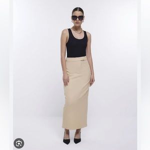 River Island Beige Maxi Tailored Skirt in Beige